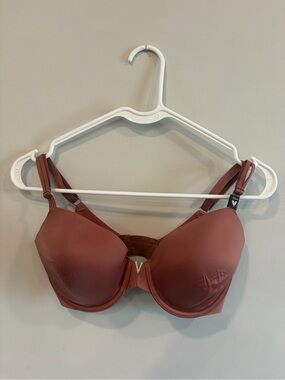 Victoria's Secret Molded T-Shirt Bra - Rust Coral